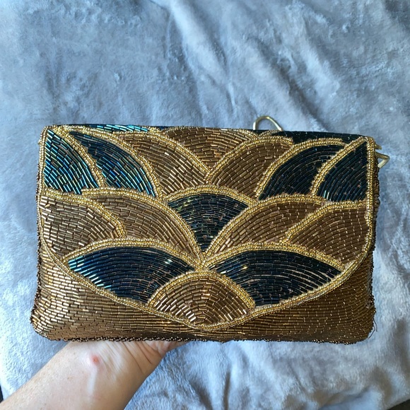 Vintage Regale Ltd. Iridescent beaded purse - Picture 10 of 10